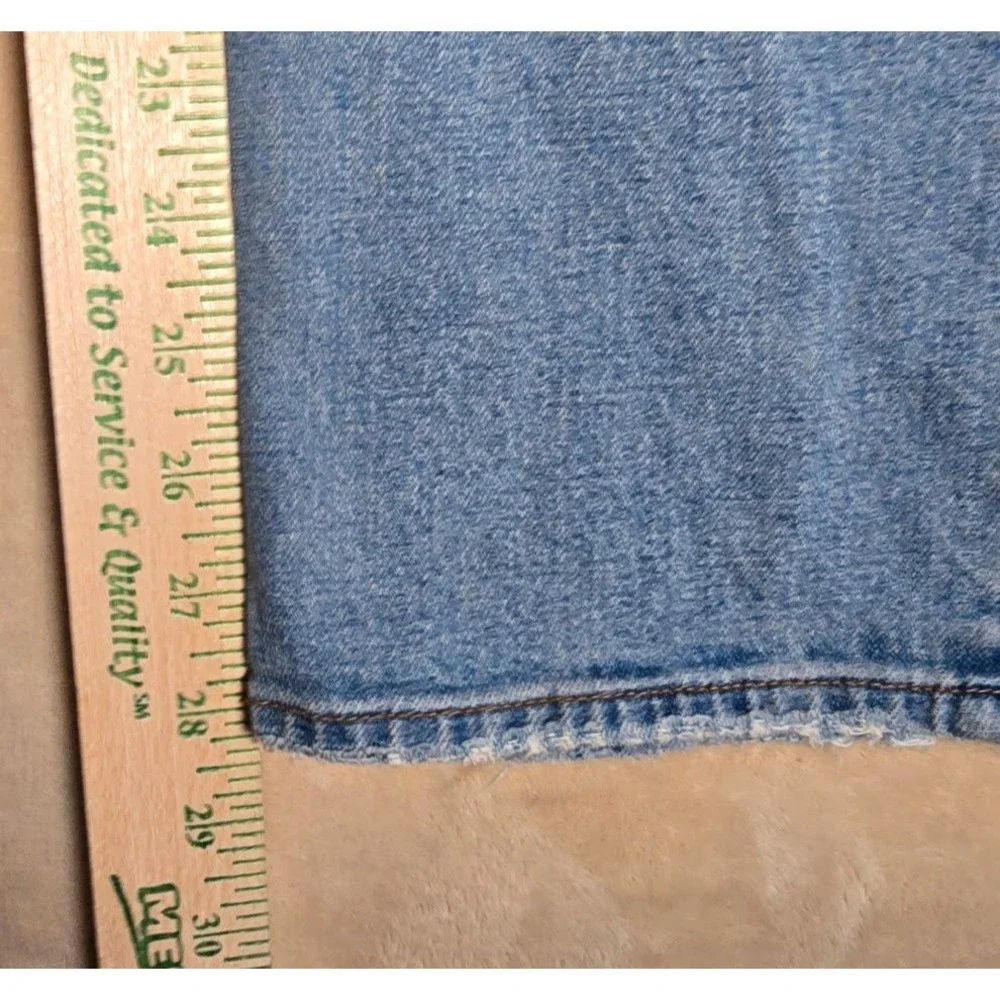 Abercrombie & Fitch Womens Light Wash Straight Leg Jeans Blue Size 32x28  1111